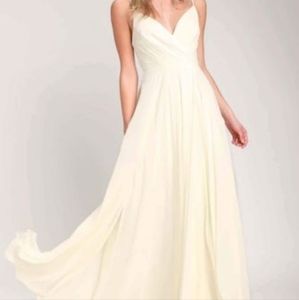 Lulu's Ivory Gown Medium